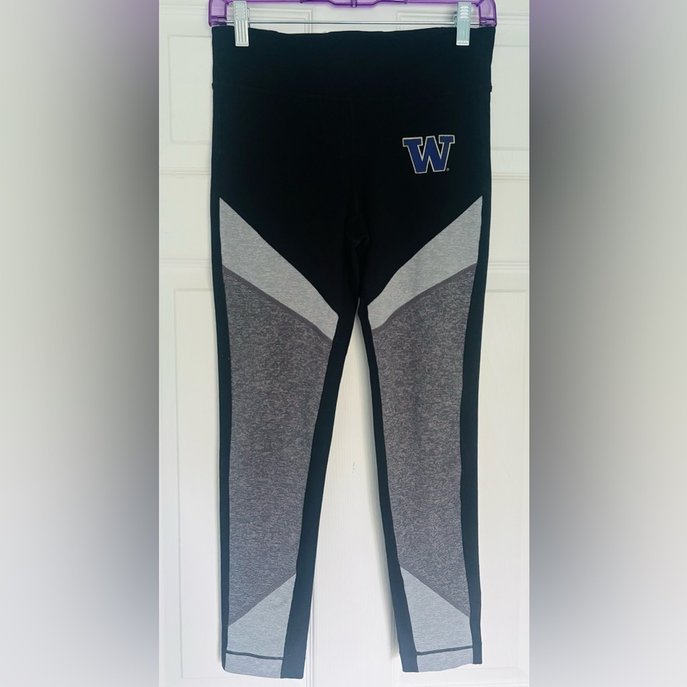 Under Armour UW Grey & Black Leggings Size Medium
